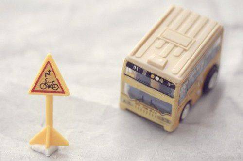 不要相信你的耳朵,要相信你的心