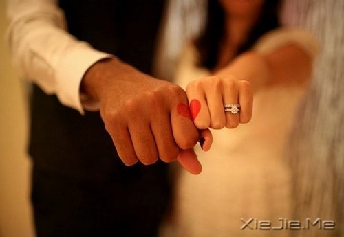 前女友要再婚了,新郎是我